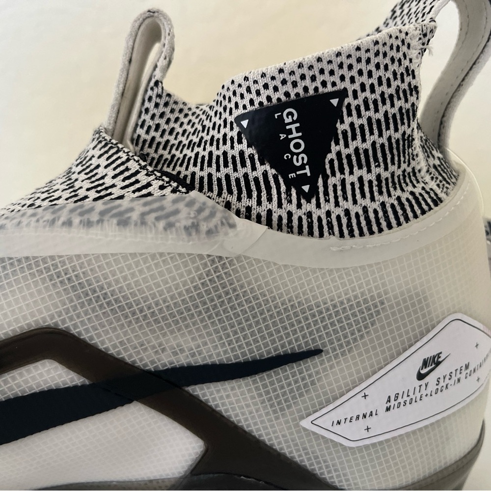 Nike Alpha Menace Elite 3 Flyknit Ghost Men 14.5 White and Black Football Cleats - Picture 9 of 14